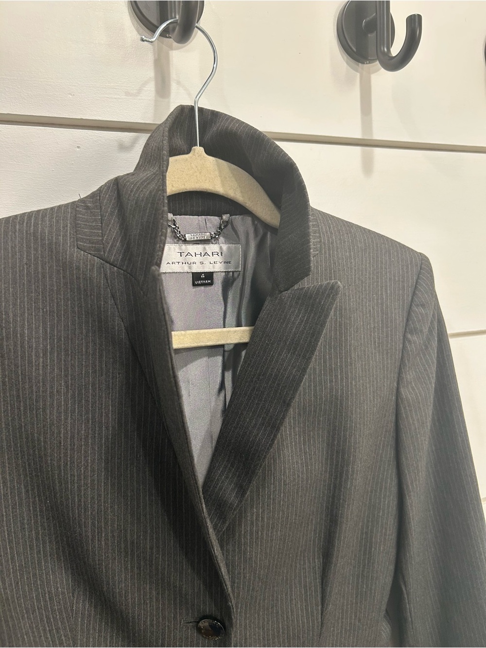 Tahari Charcoal Pinstripe Women's Tailored Blazer